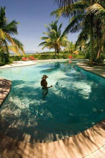 Kamalame Cay Hotel Staniard Creek Екстериор снимка